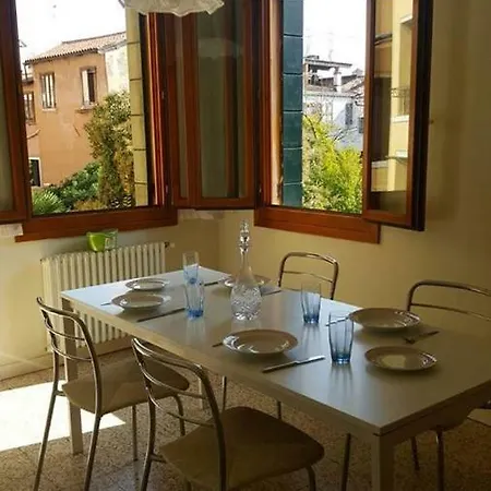 Hostel Awa San Marco *